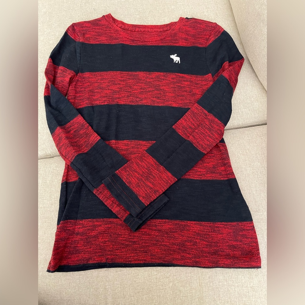 Abercrombie Kids - boy’s long sleeve- size 11/12